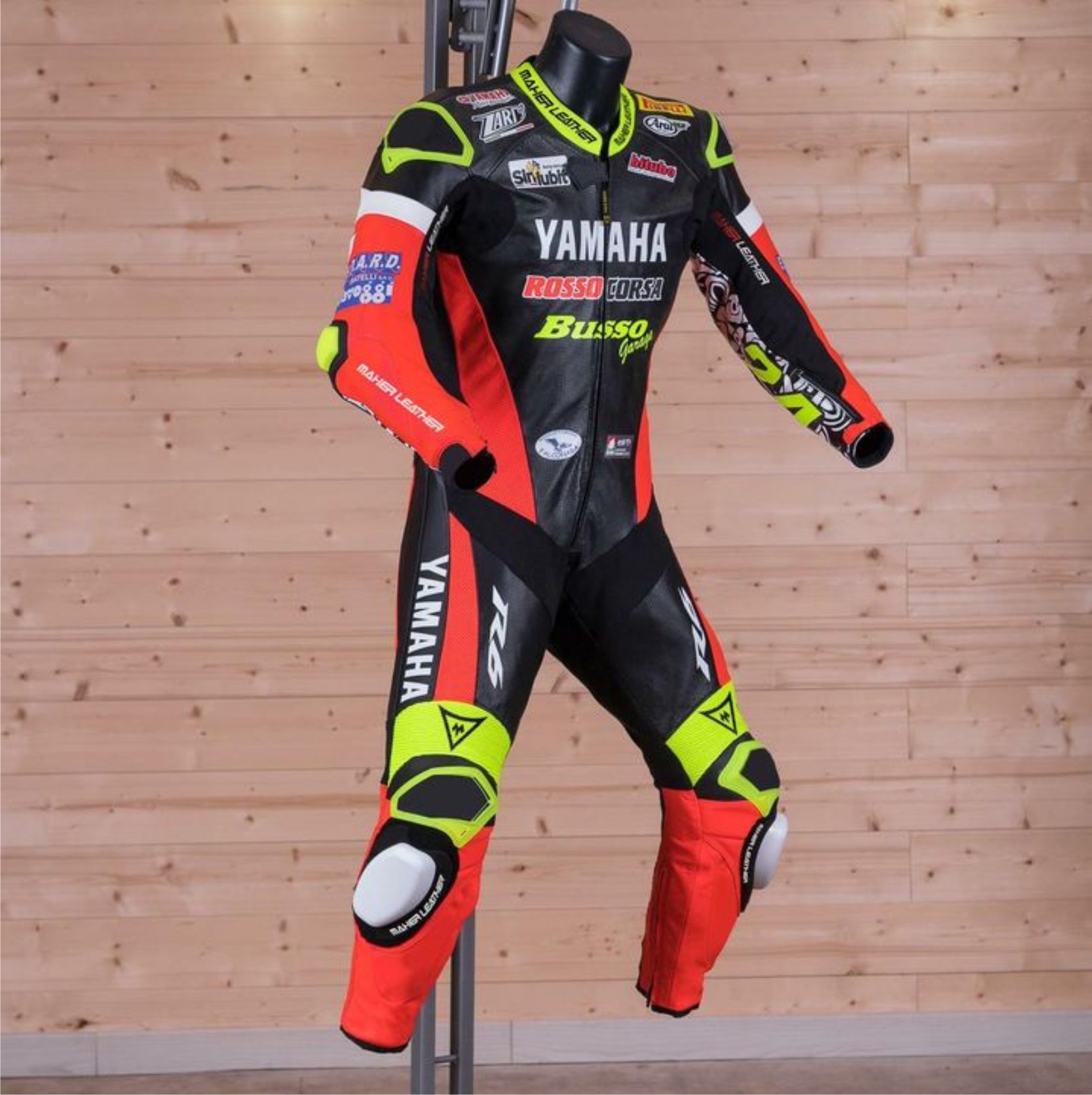 Yamaha deals riding suit