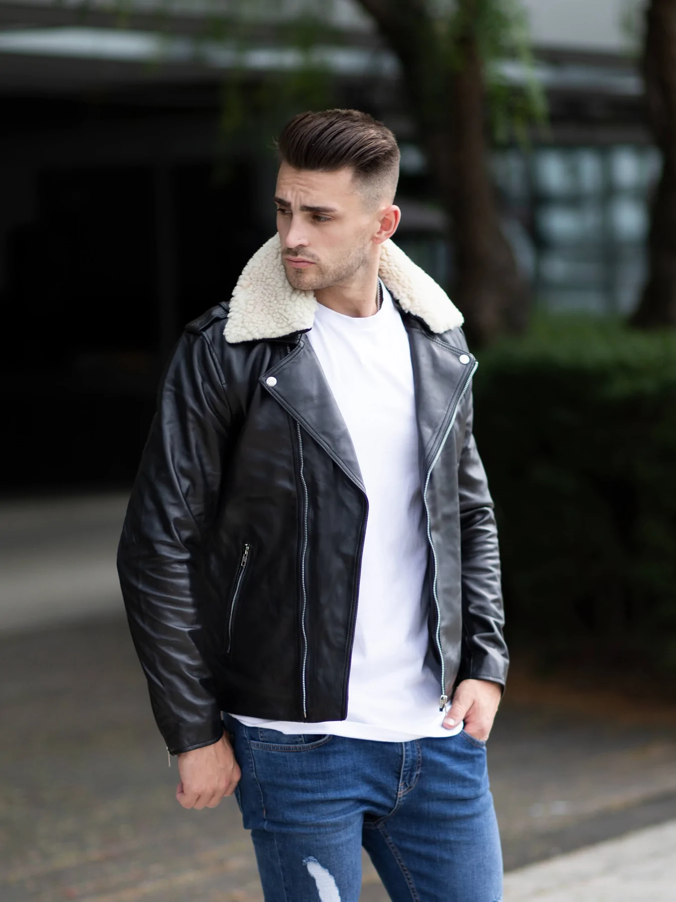Stylish Black Cropped Leather Jacket With Fur white Collar