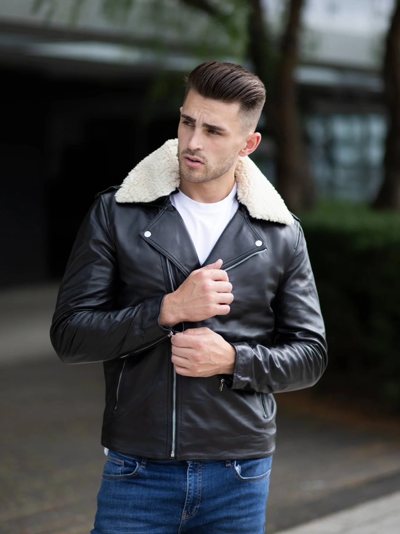 Stylish Black Cropped Leather Jacket With Fur white Collar